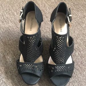 Call it Spring open toe Black Wedges / Size 8 1/2